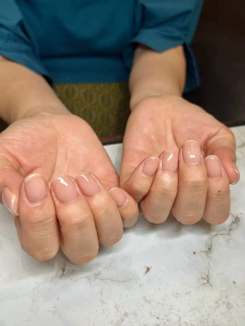 ネイル ジェルネイル オフィスネイル 半田 色葉のネイルデザイン