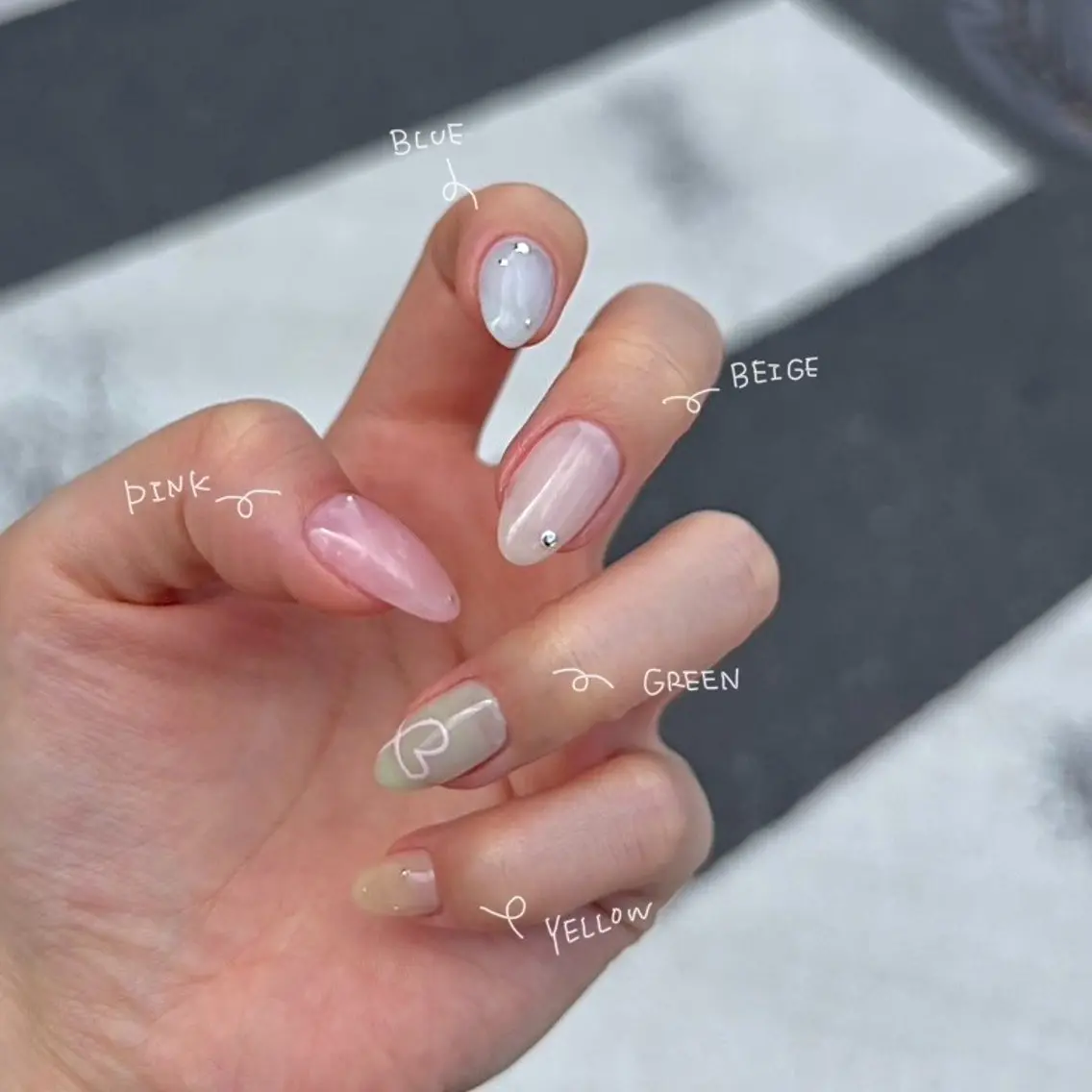 ネイル 持ち込み ハンドネイル Nailsalon BLOOM🌷 山崎のネイルデザイン