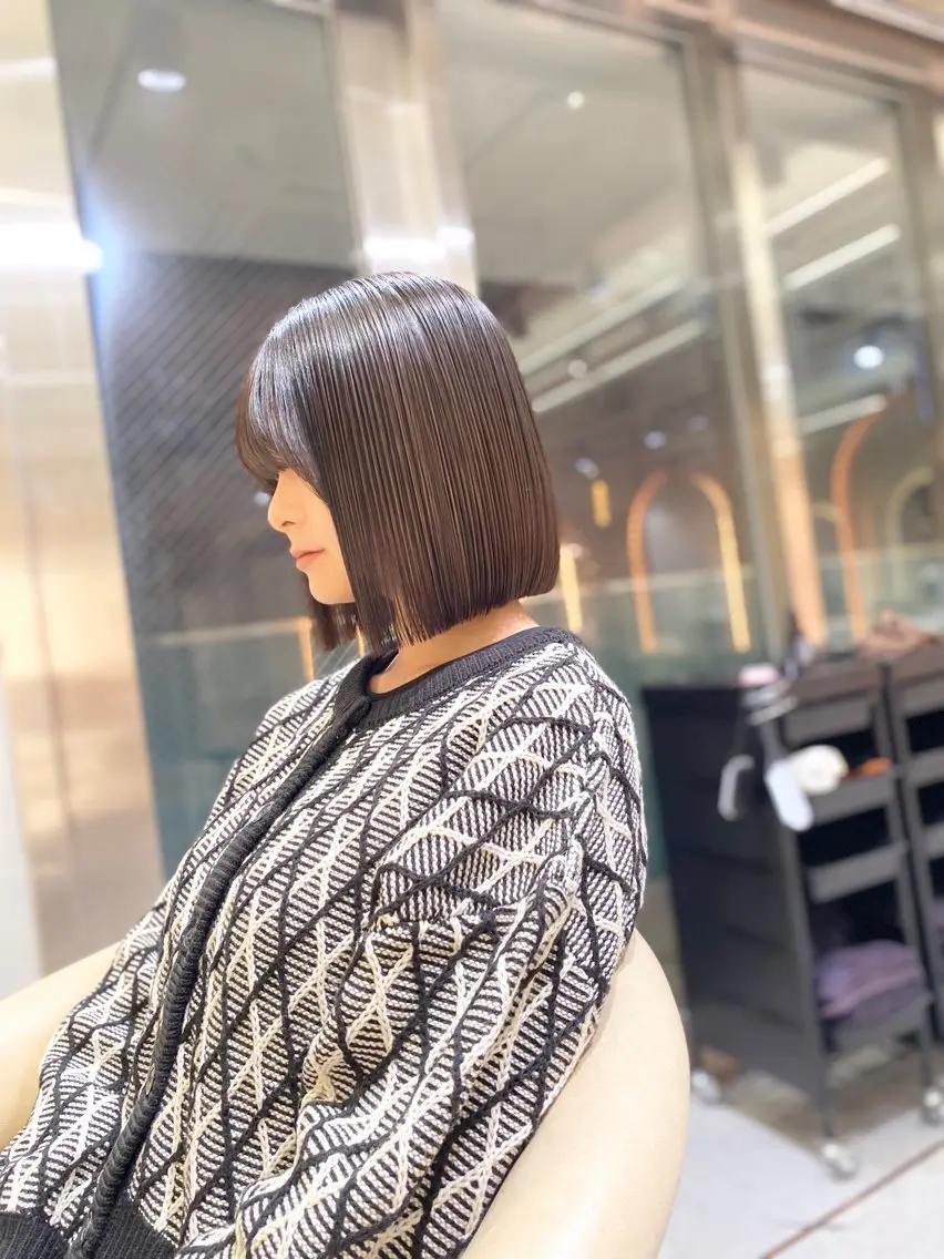 ショート カット 縮毛矯正 トリートメント ‎🤍髪質改善‎🤍 レイヤーカット‎🤍のヘアスタイル