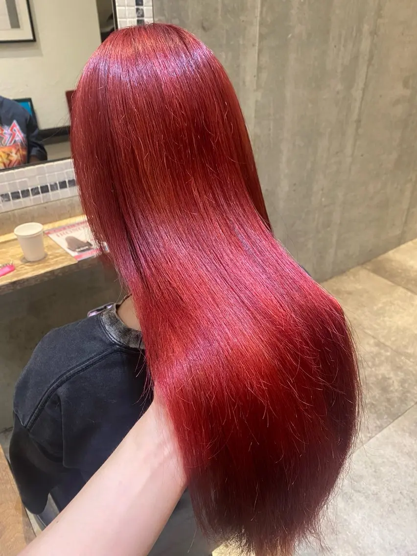ロング カラー ヘアアレンジ ブリーチ カット ヘアカラー 【ブリーチはお任せ】 ハイトーン✨yuraのヘアスタイル