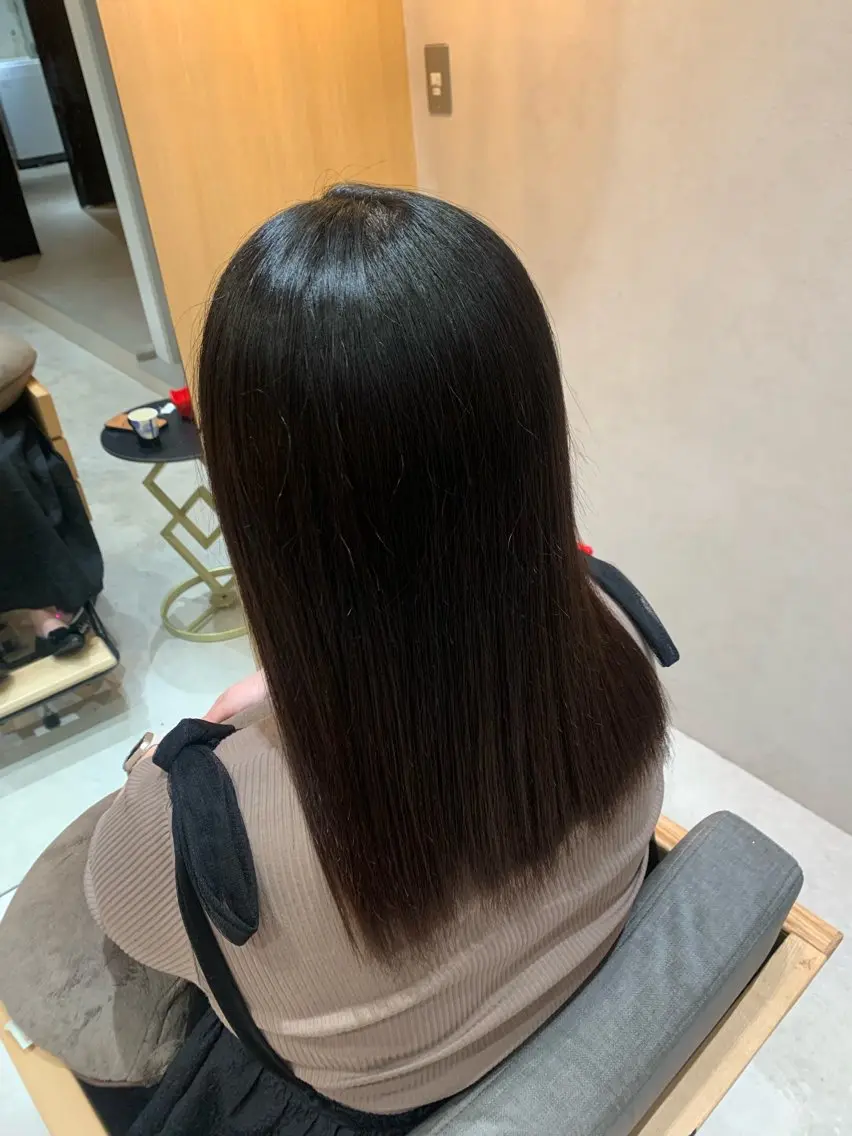 セミロング 縮毛矯正 本多 永佳のヘアスタイル
