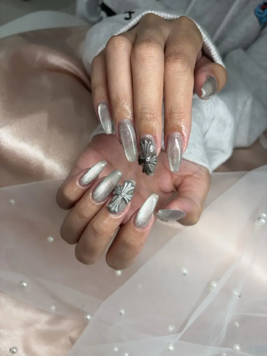 ネイル ハンドネイル Mermaid Nailのネイルデザイン