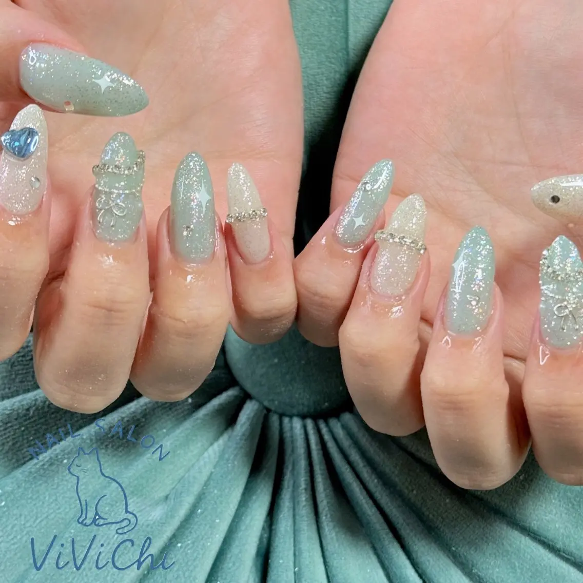 ネイル ハンドネイル ViViChi 梨帆のネイルデザイン