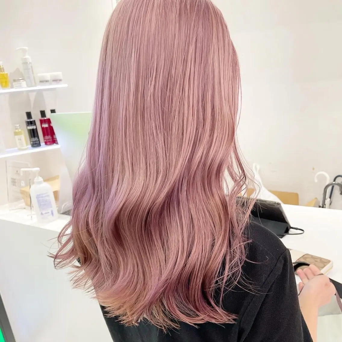 ロング カラー ヘアカラー トリートメント ヘッドスパ ヘアセット ウルフカット×ハイ トーン職人🤍ゆうひのヘアスタイル