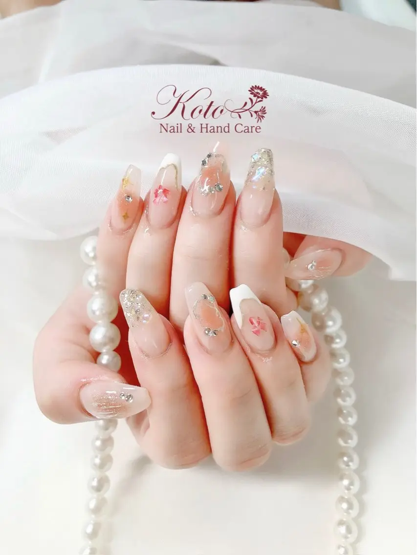 ネイル 長さ出し ジェルネイル 持ち込み ニュアンスネイル 赤色 ハンドネイル Nail Salon KOTOのネイルデザイン