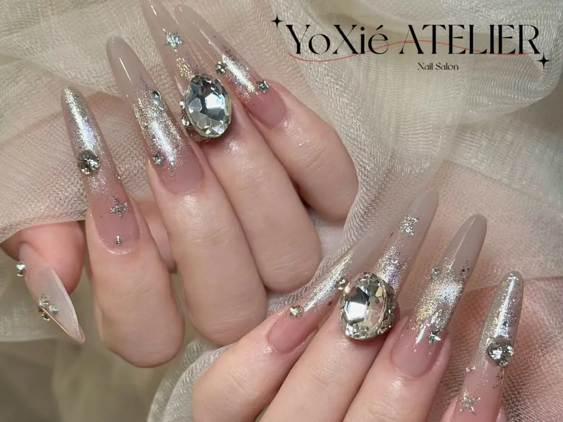 ネイル チークネイル フットネイル フレンチネイル ジェルネイル ガラスフレンチ ハンドネイル Yoxie ユナのネイルデザイン