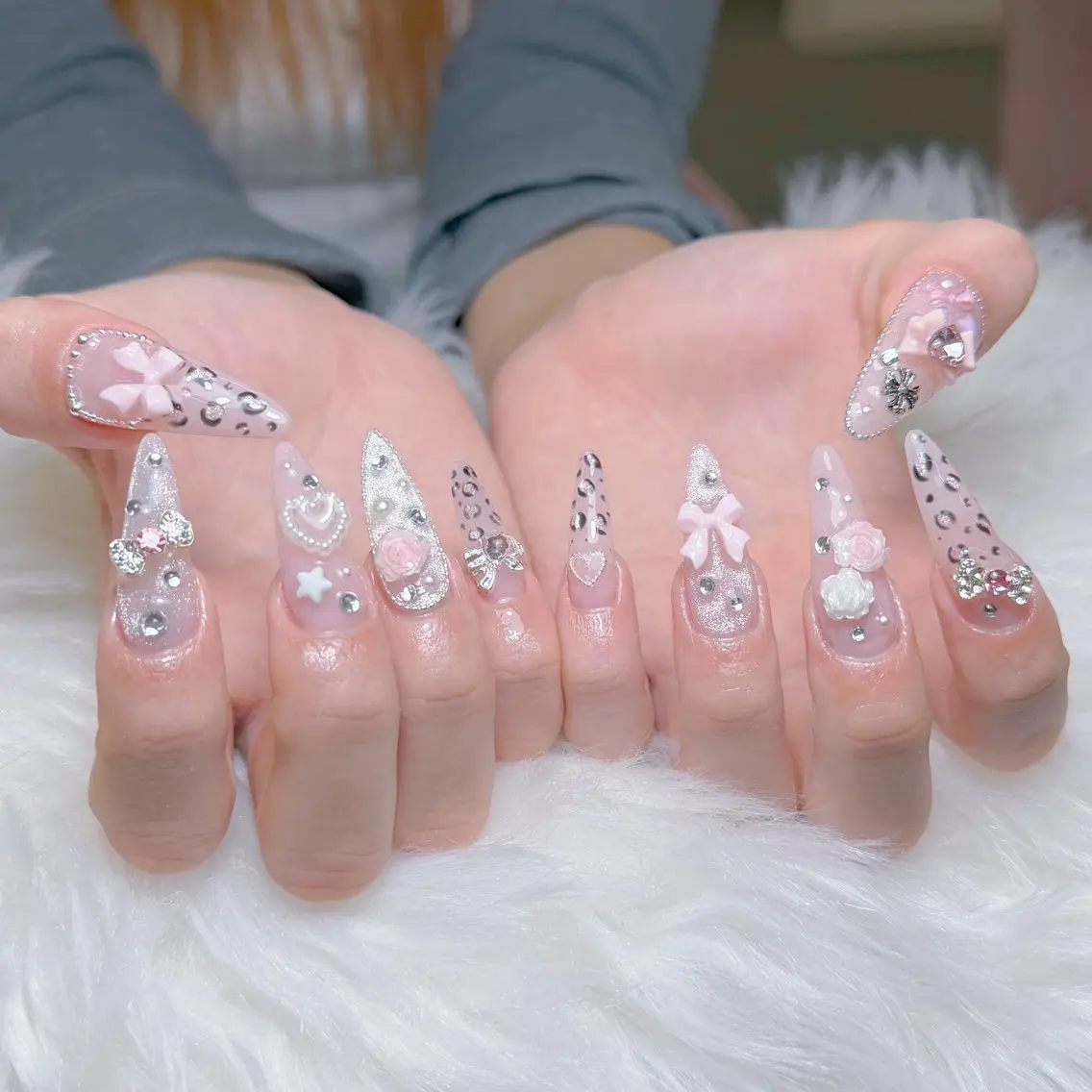 ネイル 韓国ネイル 持ち込み ニュアンスネイル ワンホンネイル ハンドネイル AKIKO NAILのネイルデザイン