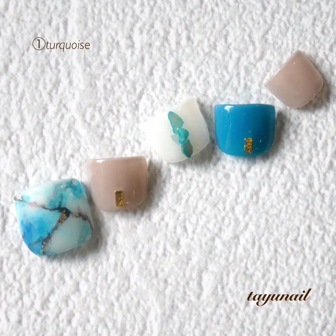 ネイル アートネイル ブルー フットネイル ジェルネイル 大理石ネイル(マーブル) フットネイル ネイルサロン 【たゆnail】のネイルデザイン