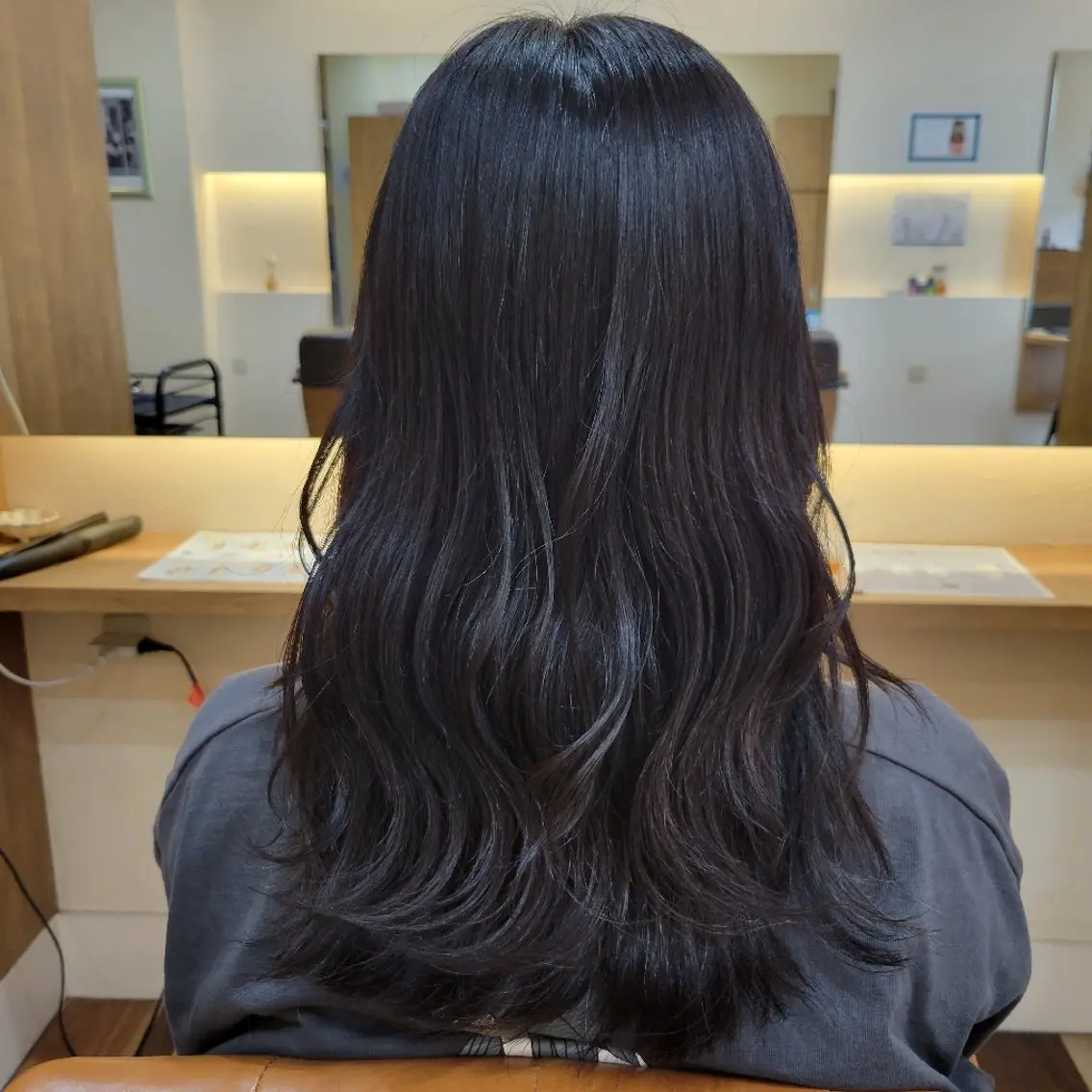 ロング カラー な ほのヘアスタイル