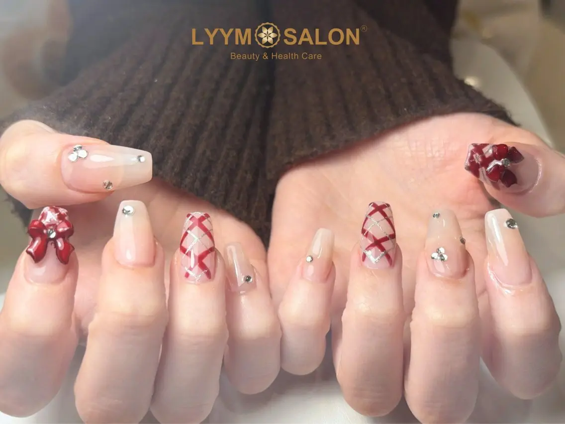 ネイル ボルドー ブラウン チークネイル ドット フットネイル ハンドネイル VAN NAIL SALON海老名店のネイルデザイン