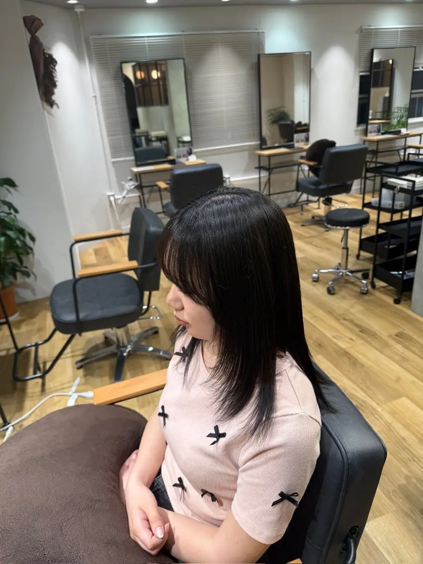 ミディアム カラー アッシュ アッシュブラウン ブラウンカラー ヘアカラー 中村 凜のヘアスタイル