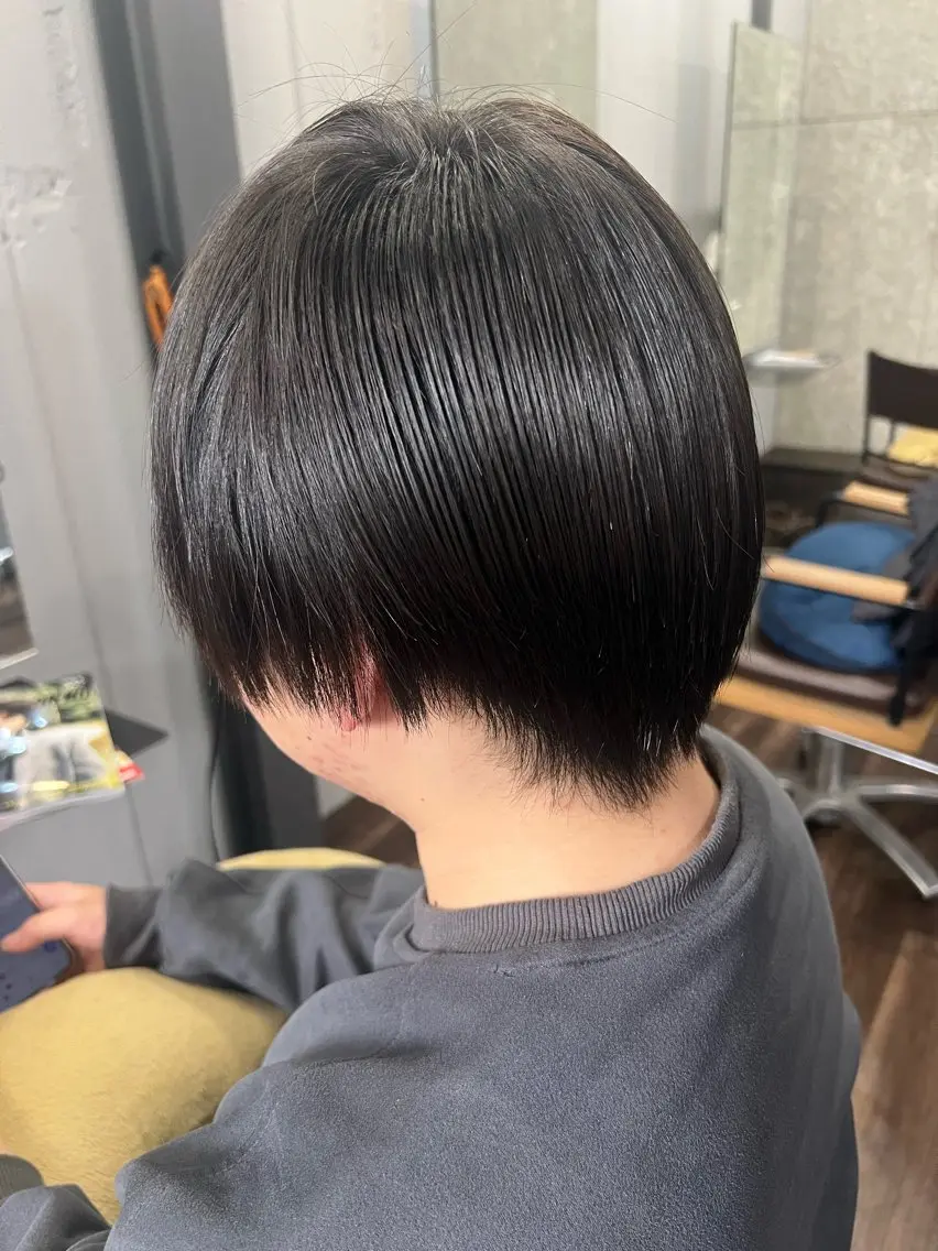 メンズ メンズハイライト メンズハイトーン 縮毛矯正 トリートメント terra🌈大久保 睦美のヘアスタイル