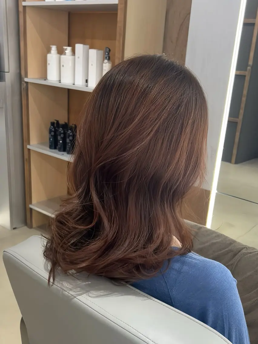 カラー ヘアカラー トリートメント 渡辺 愛里のヘアスタイル