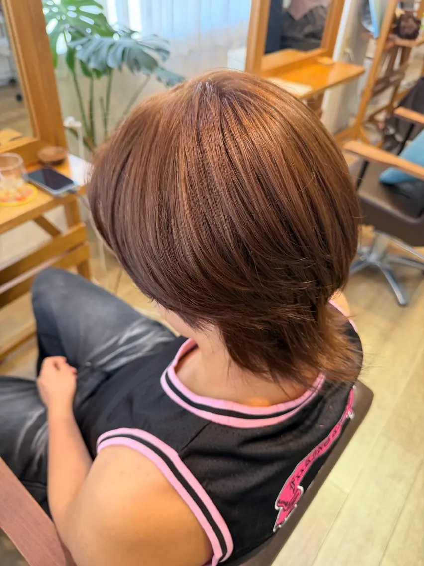 ショート カラー ヘアカラー トリートメント ヘッドスパ RENA｜透明感 カラー×癒しスパのヘアスタイル