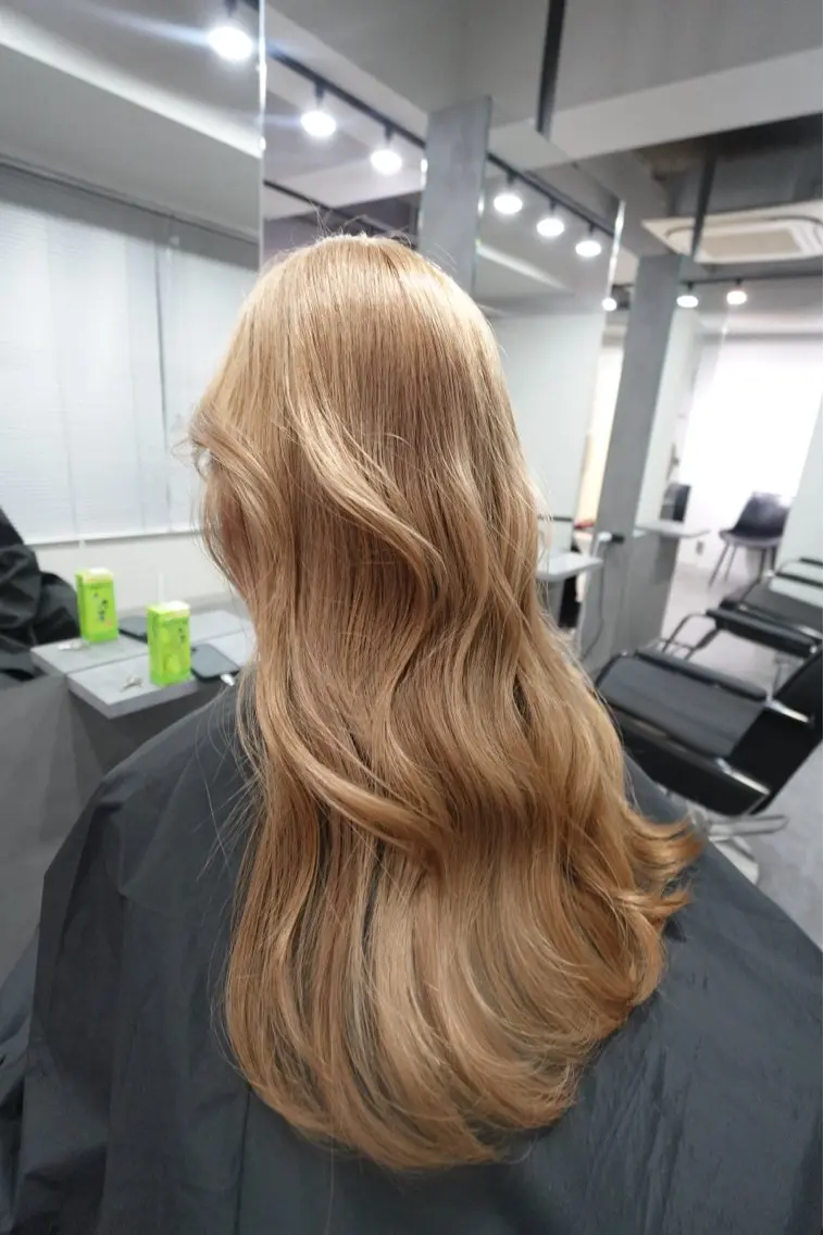 カラー 💋色気ハイトーン 💋HARUKAのヘアスタイル