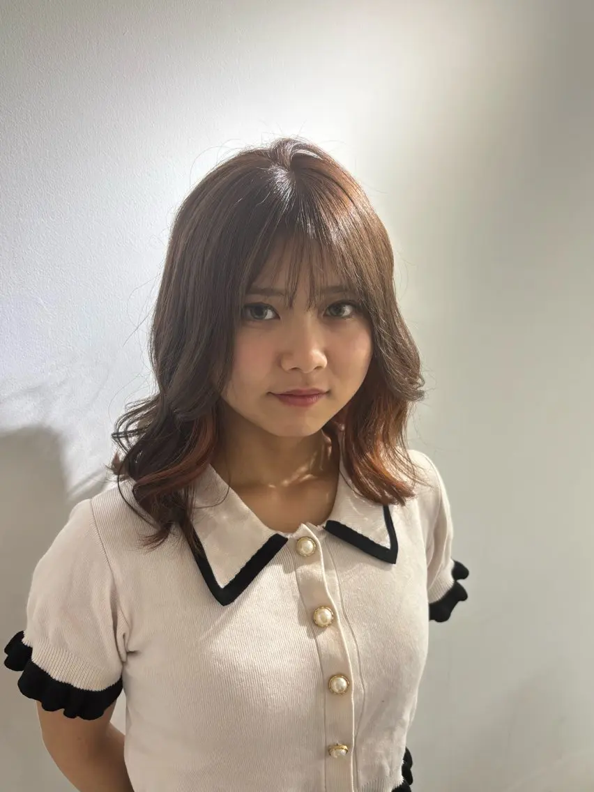 カラー ブリーチ ケアブリーチ デザインカラー ダブルカラー イヤリングカラー 酸性ストレート /ハイトーン/つばさのヘアスタイル
