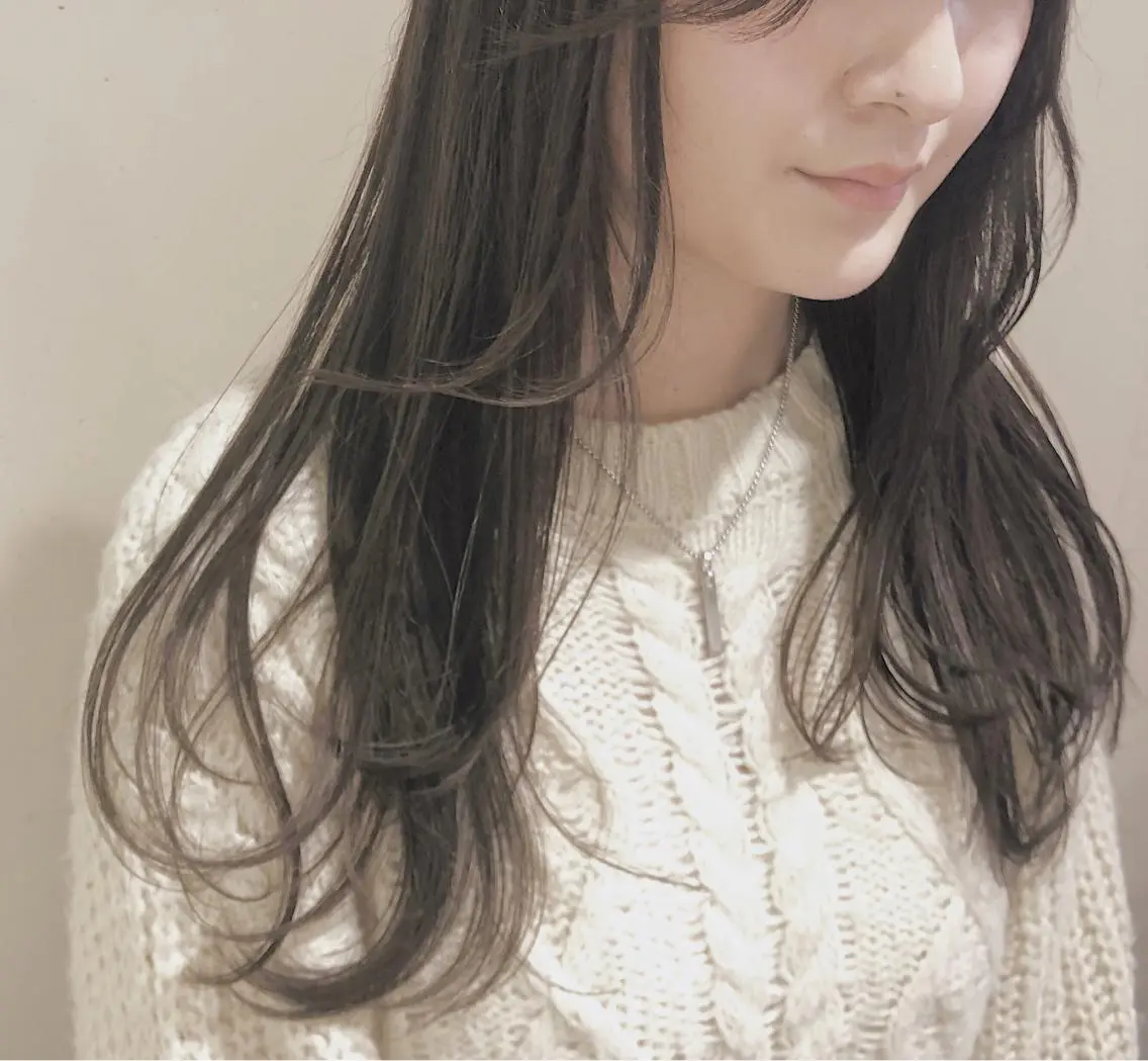 セミロング カラー パーマ ヘアアレンジ ベージュカラー 透明感カラー オリーブベージュ 顔まわりレイヤー 顔周りカット カット ヘアカラー トリートメント 【ツヤ髪美容師】 ツダケイスケのヘアスタイル