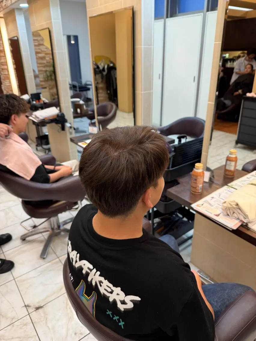 メンズ メンズハイライト 篠崎 大翔のヘアスタイル