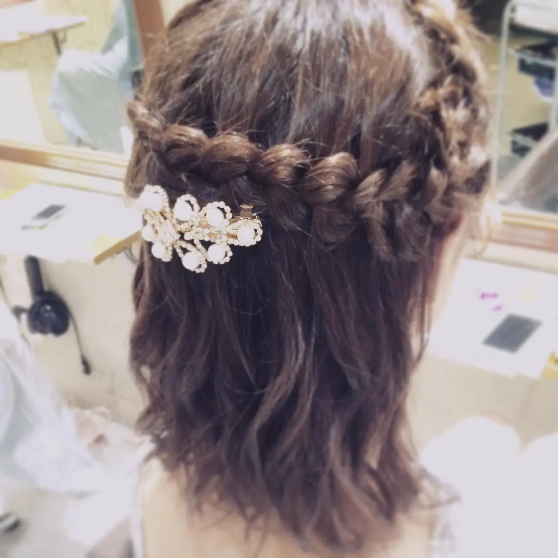 ミディアム セミロング ヘアアレンジ ハーフアップ kazufumi ..のヘアスタイル