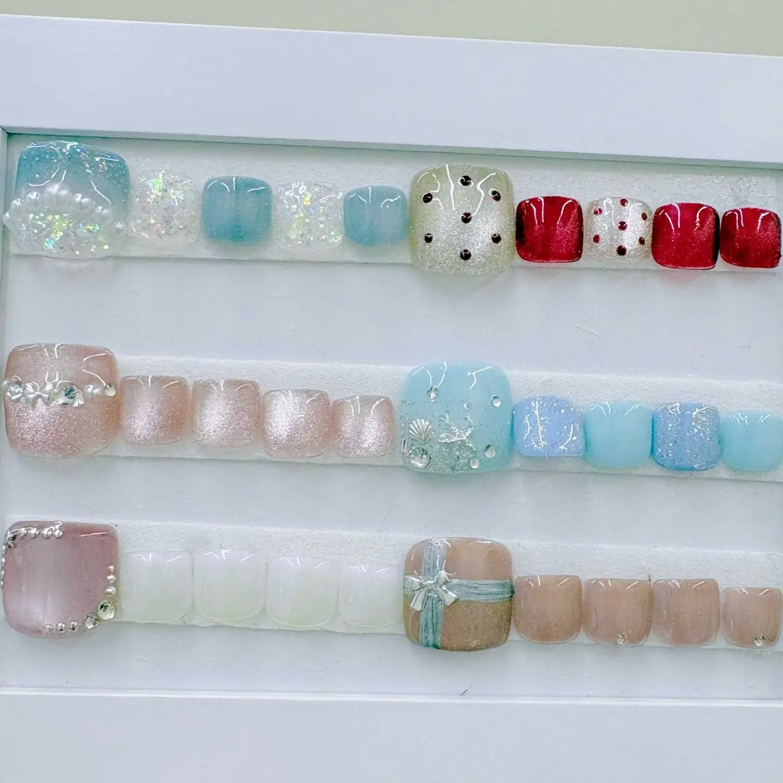 ネイル フットネイル シンプルネイル フットネイル Ayu ‪ꕤ︎︎｡°⋆のネイルデザイン