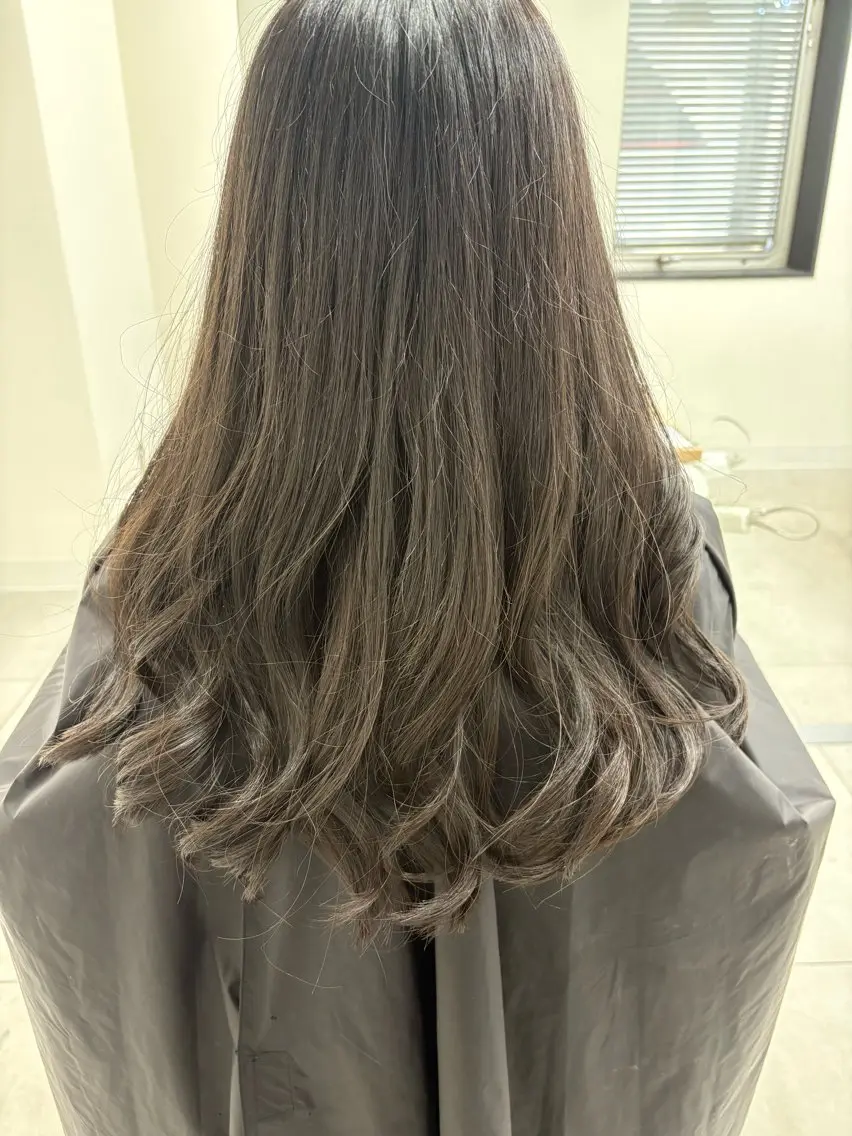 ロング カラー ヘアアレンジ 梨沙_ 蘇我2号店のヘアスタイル