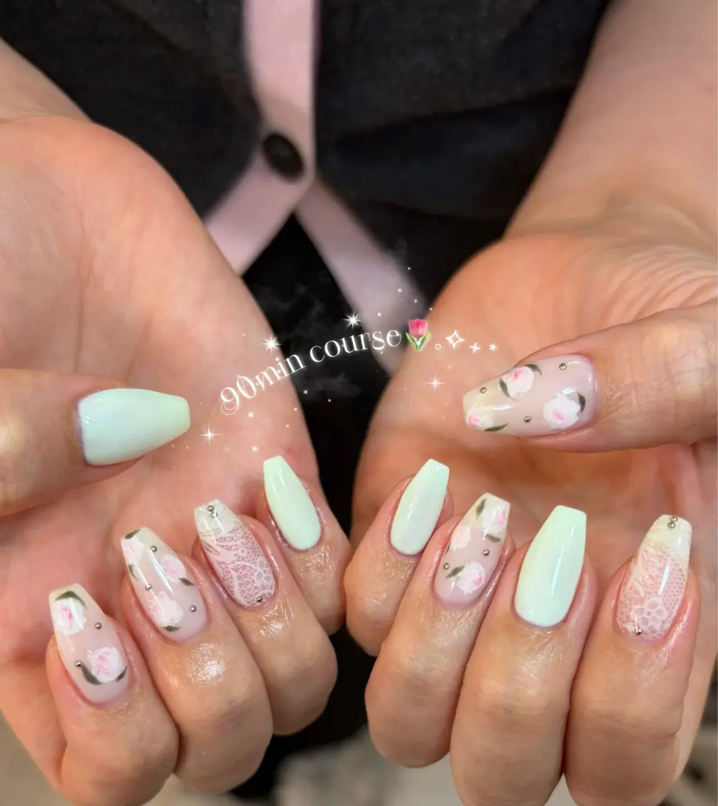 ネイル ハンドネイル ViViA momokaのネイルデザイン