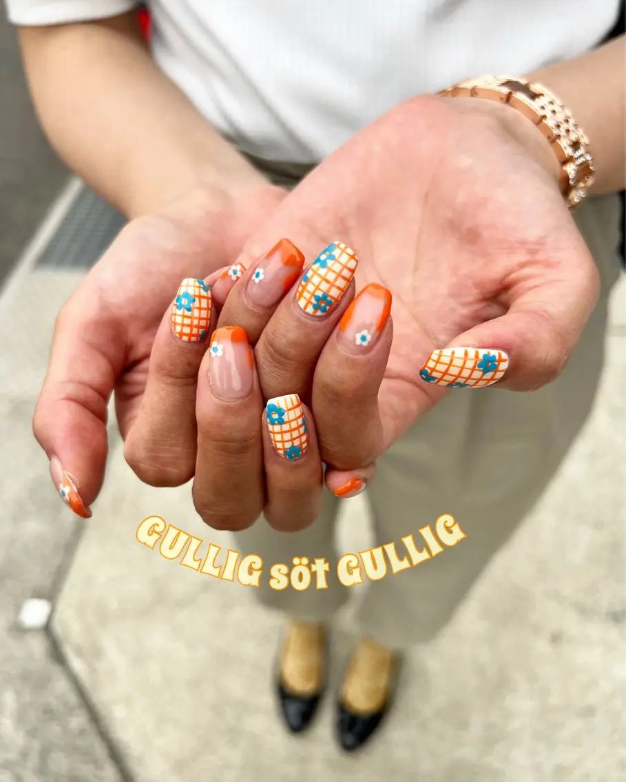 ネイル ハンドネイル フットネイル GULLIG söt GULLIGのネイルデザイン