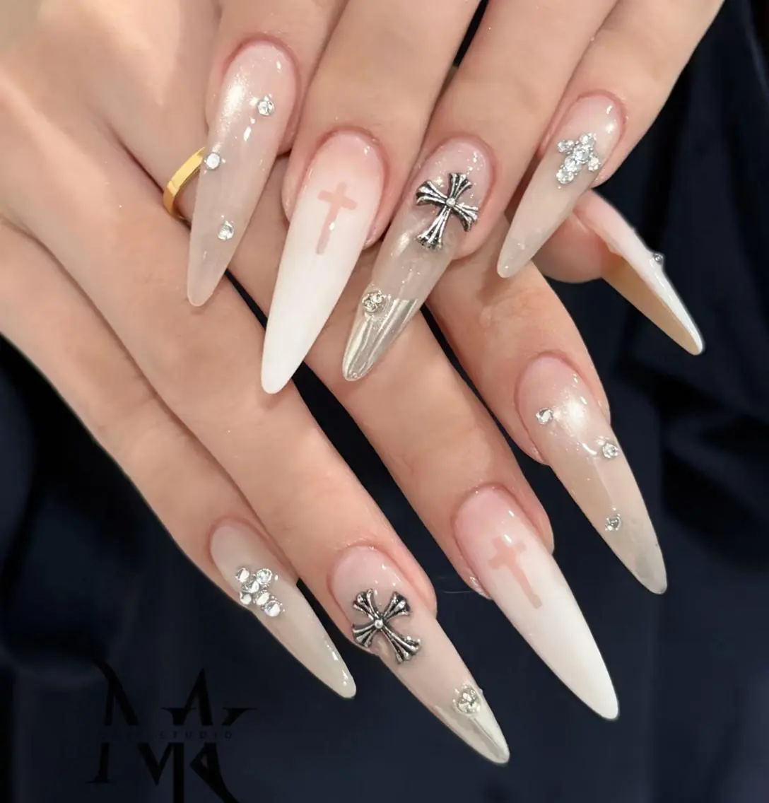 ネイル ハンドネイル エリ🫧 nail池袋東口のネイルデザイン
