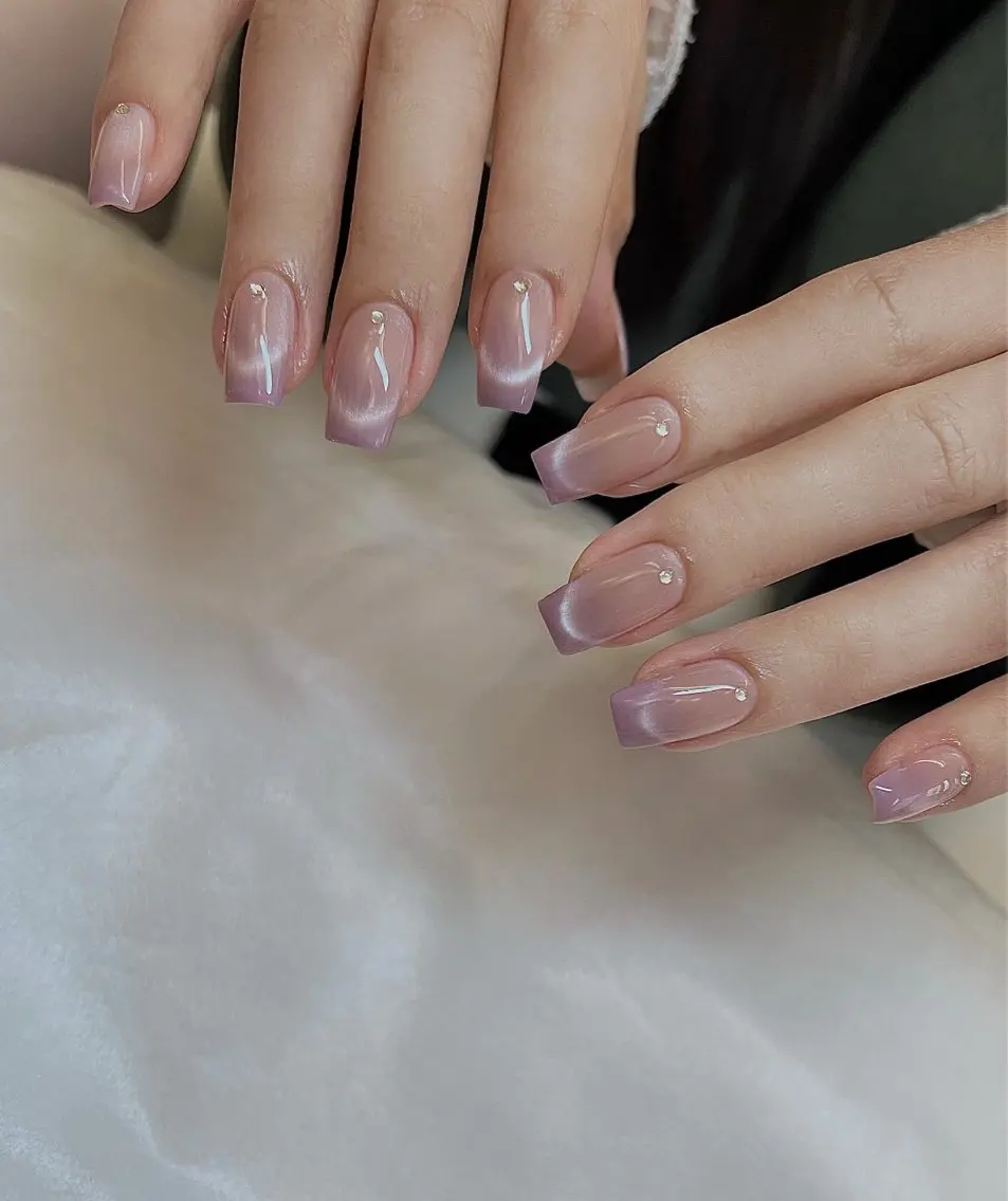 ネイル オーロラネイル 長さ出し フットネイル 韓国ネイル ラメ(グリッター) 👍thumbs up nail👍のネイルデザイン