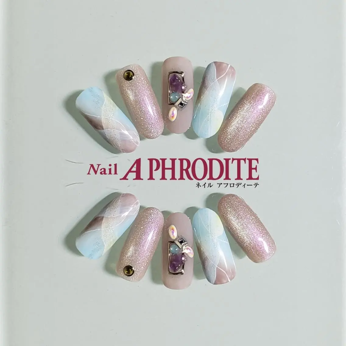ネイル ジェルネイル ニュアンスネイル ソフトジェル ハンドネイル Nail Aphroditeのネイルデザイン