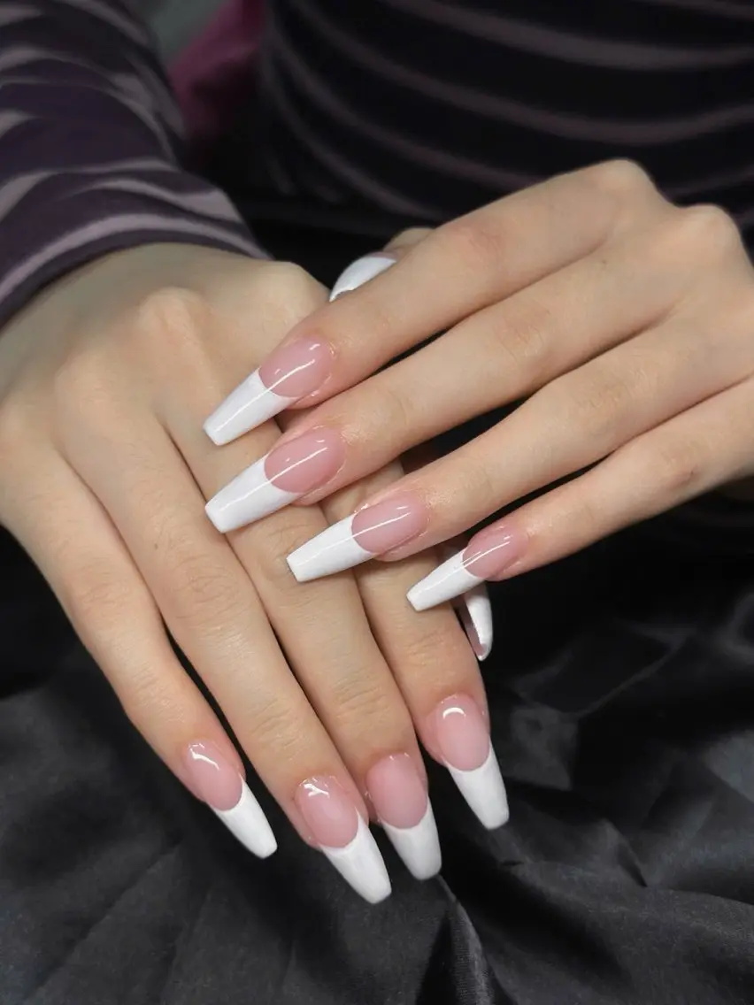 ネイル アートネイル フレンチネイル ジェルネイル 韓国ネイル マグネットネイル HAPPI NAIL 大国町のネイルデザイン