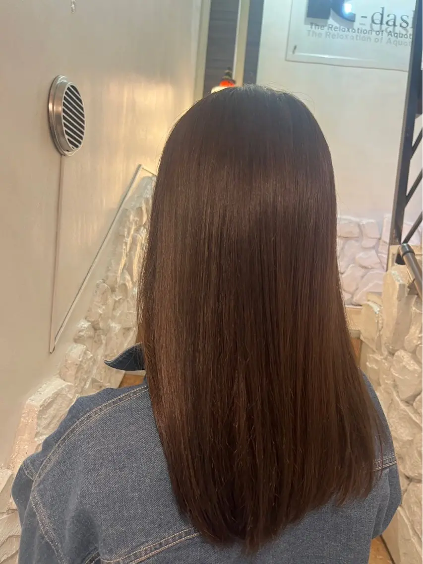 ロング 宮里 萌々のヘアスタイル