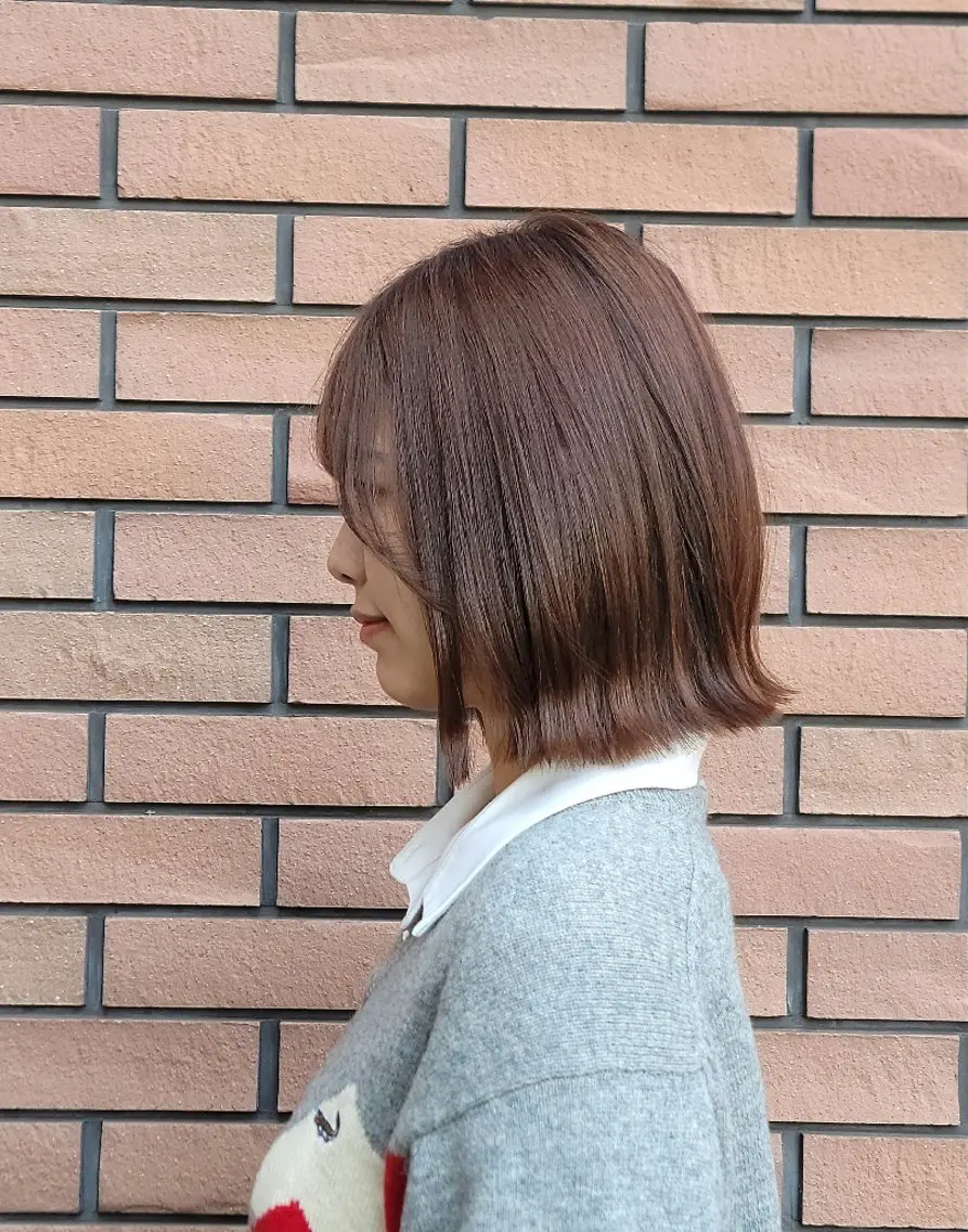 ショート 切りっぱなしボブ ボブ 外ハネヘア 高口 雅のヘアスタイル
