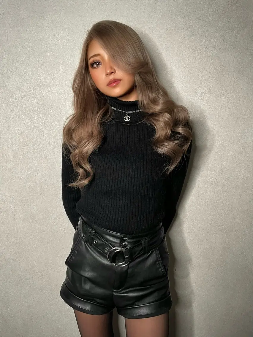 ロング L.OSAKA平山 英一のヘアスタイル
