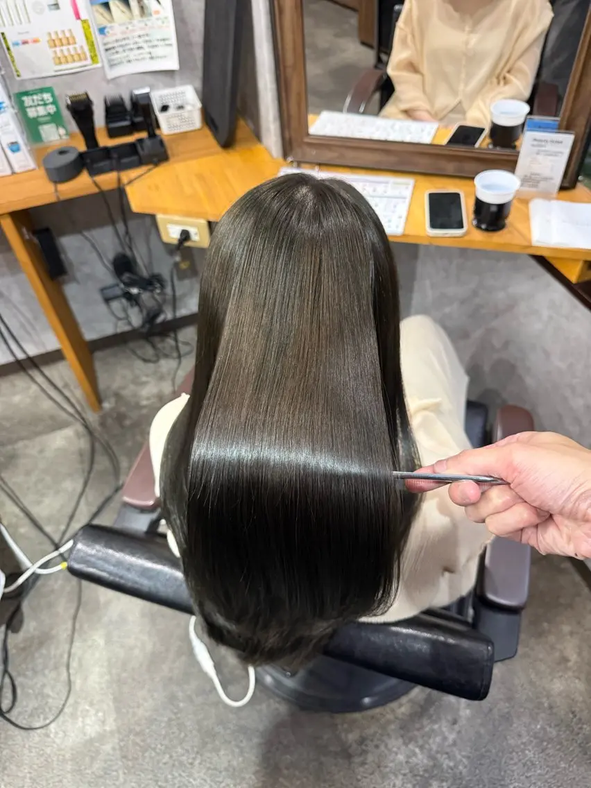 ロング カラー カット ヘアカラー 縮毛矯正 トリートメント 髪質改善 /美髪矯正🫧ゆたかのヘアスタイル