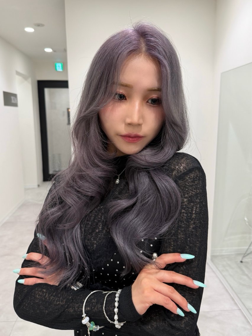 ロング ヘアカラー XIA AIMIのヘアスタイル