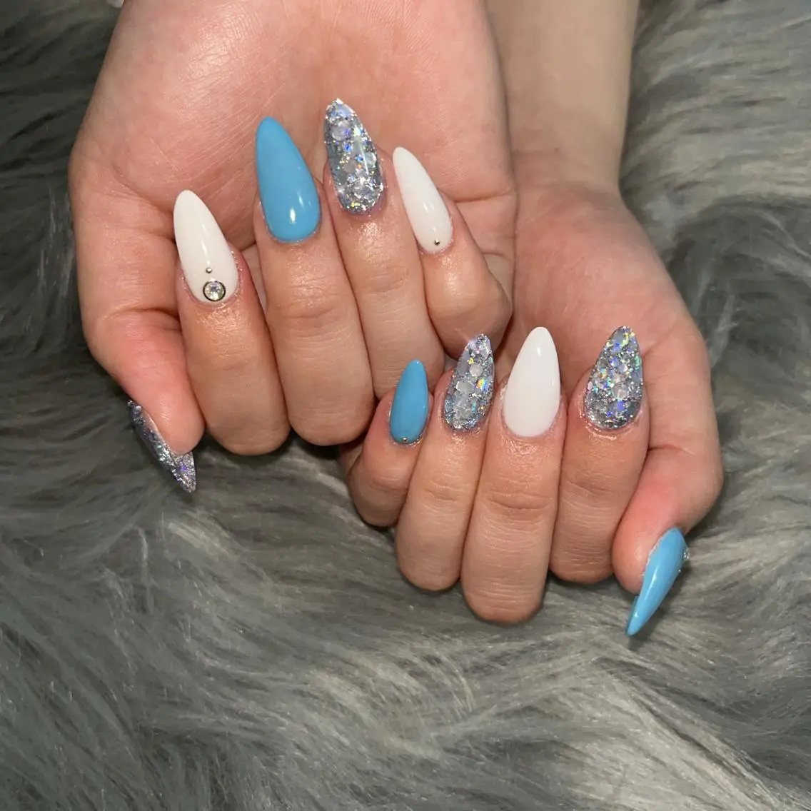 セミロング ネイル yukina nailのネイルデザイン