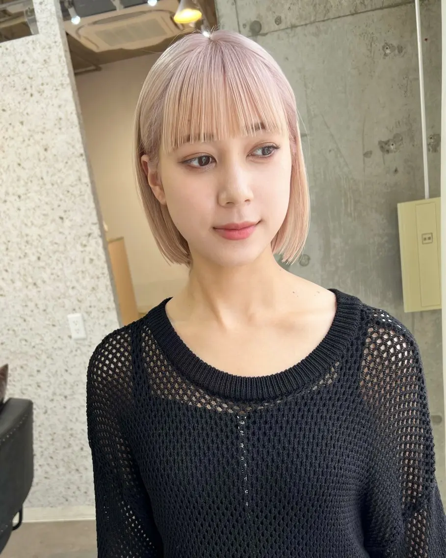 ショート カラー ヘアアレンジ 切りっぱなしボブ ブリーチ ケアブリーチ ダブルカラー ハイライトカラー ヘアカラー lani ブリーチ /ダブルカラーのヘアスタイル