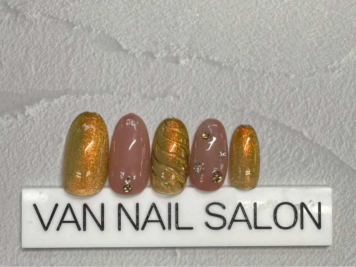 ネイル Van Nail Salonのネイルデザイン
