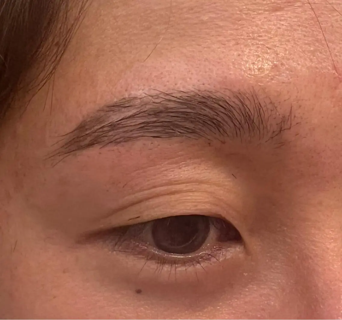 アイブロウ ワックス脱毛 眉カット その他(アイブロウ) 吉野 瑳桜のヘアスタイル