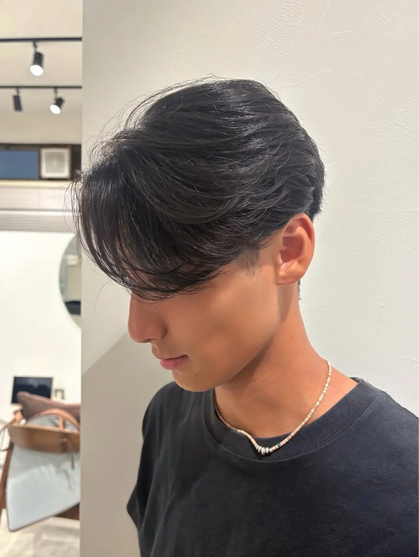 ショート パーマ メンズ メンズパーマ ニュアンスパーマ 垢抜けメンズカット/ 毛流れパーマ/ユウトのヘアスタイル