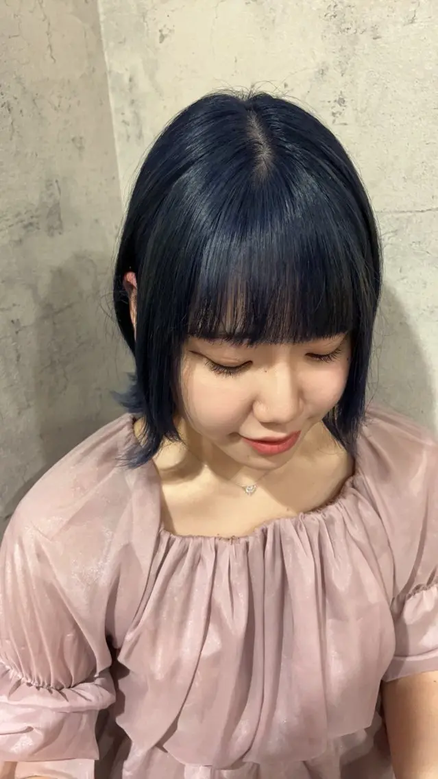 ミディアム カラー ブルーカラー カット トリートメント ヘッドスパ パーソナルカラー 診断🍀マリンのヘアスタイル