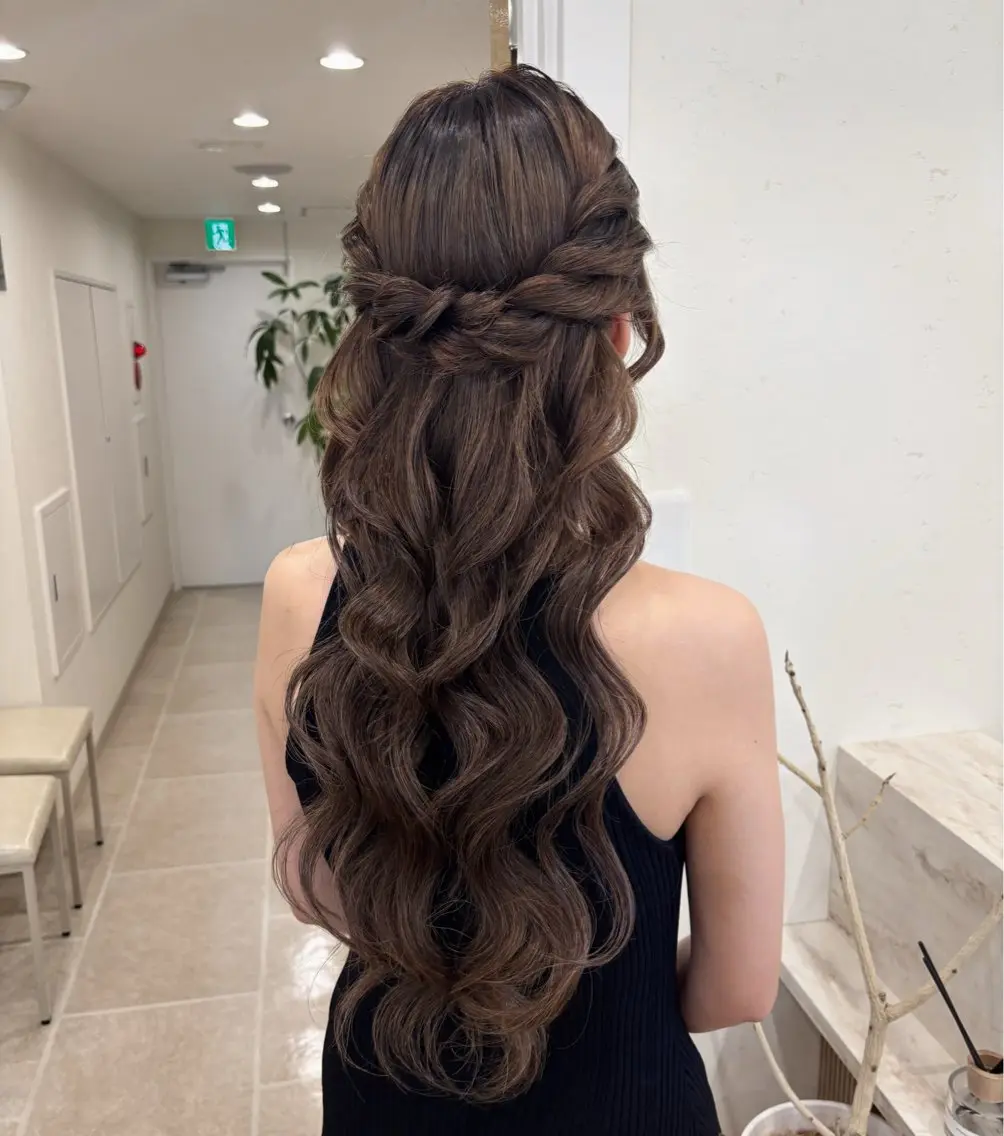ロング Shion Nのヘアスタイル