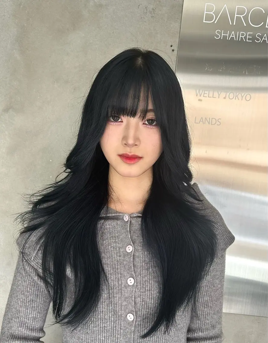 カラー 黒髪 ブリーチ ブルーカラー ブルーブラック 二宮 陽太のヘアスタイル