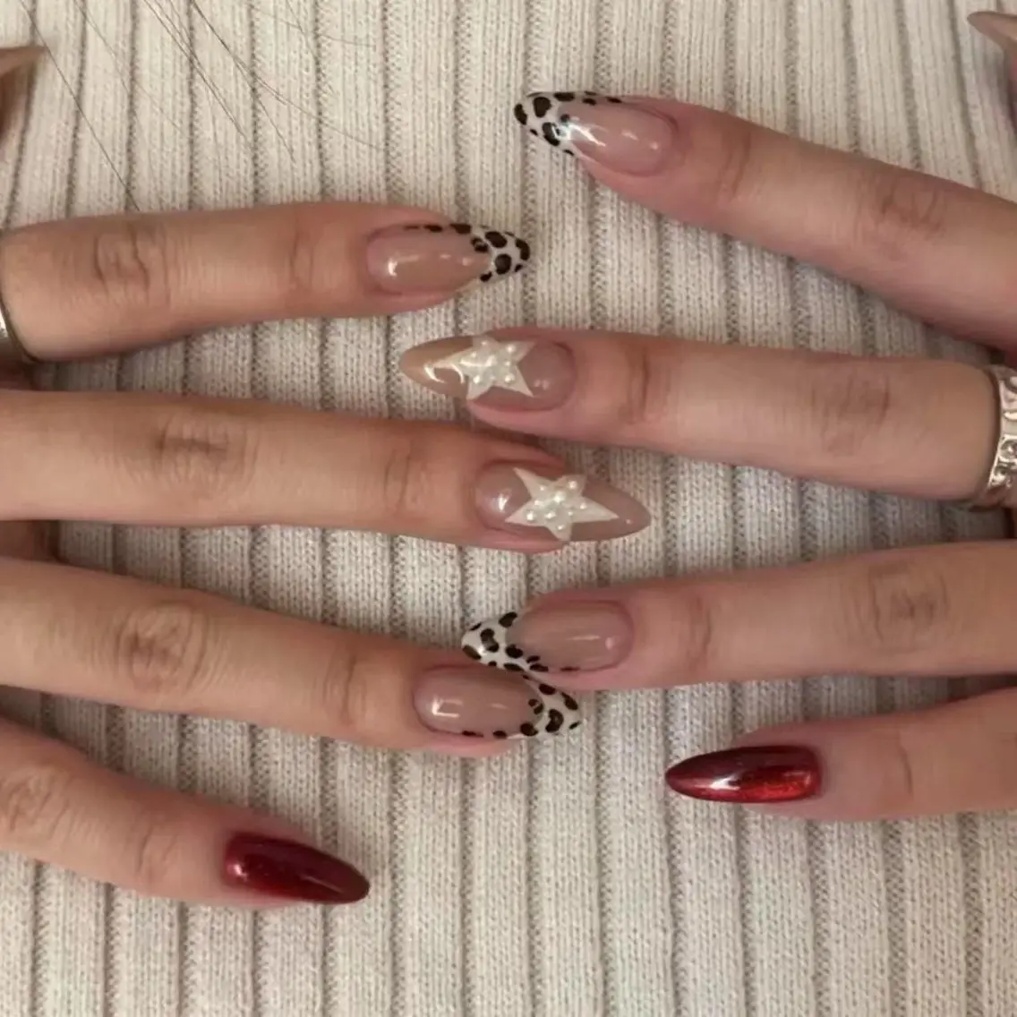 ネイル フラワーネイル フレンチネイル ジェルネイル ガラスフレンチ ハート ハンドネイル BabyYouMi nailのネイルデザイン