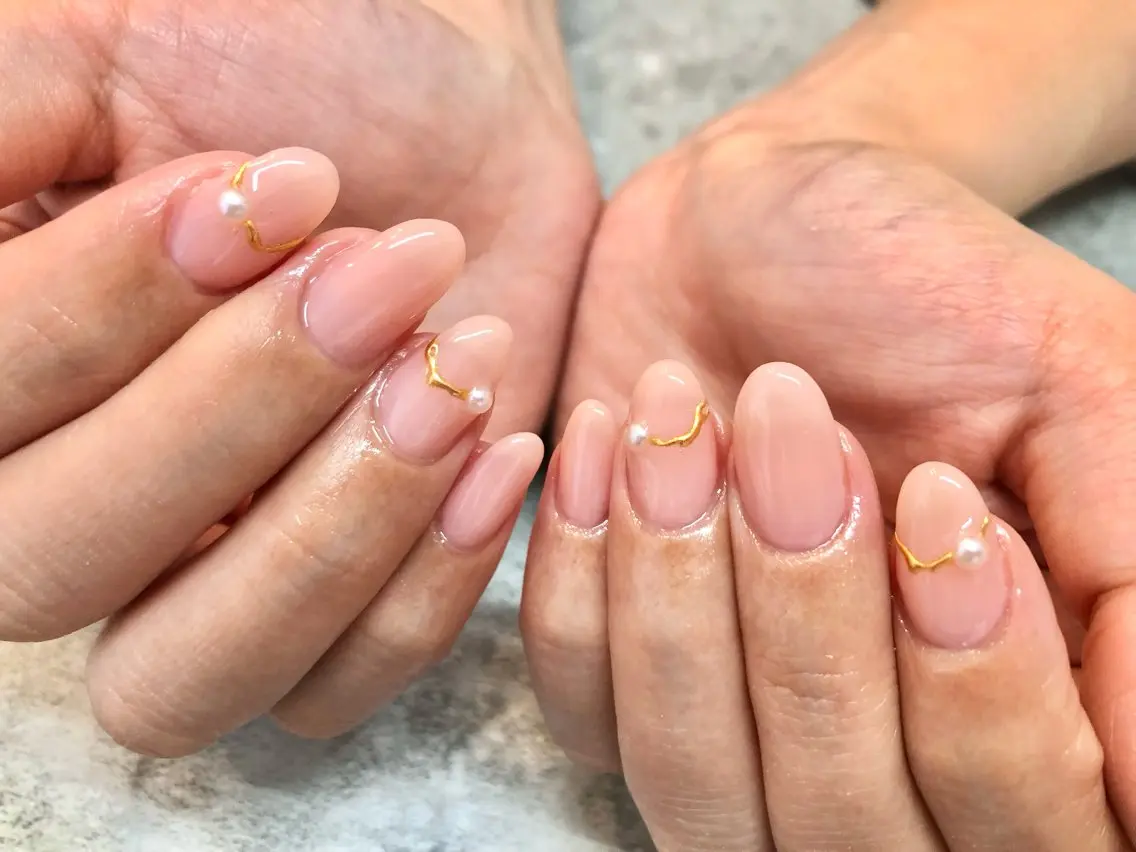 ネイル オフィスネイル ハンドネイル 鈴木 麻里のネイルデザイン