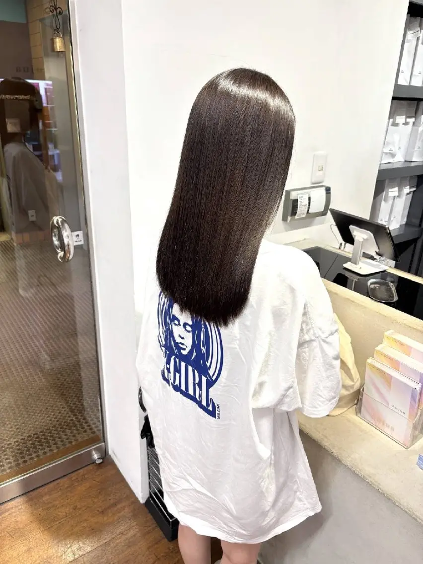 ロング 小河 恵子のヘアスタイル