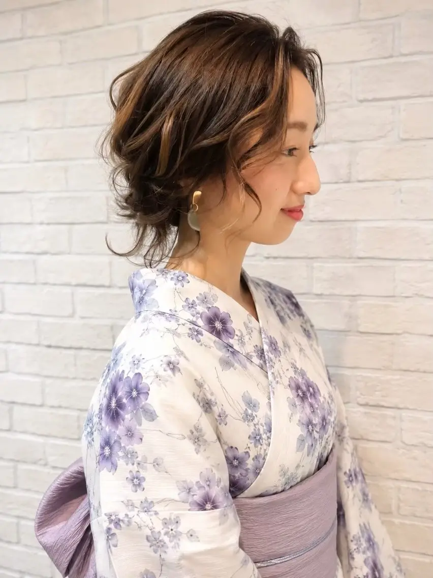 ヘアアレンジ 着付け あやか 白髪ぼかしハイライトのヘアスタイル