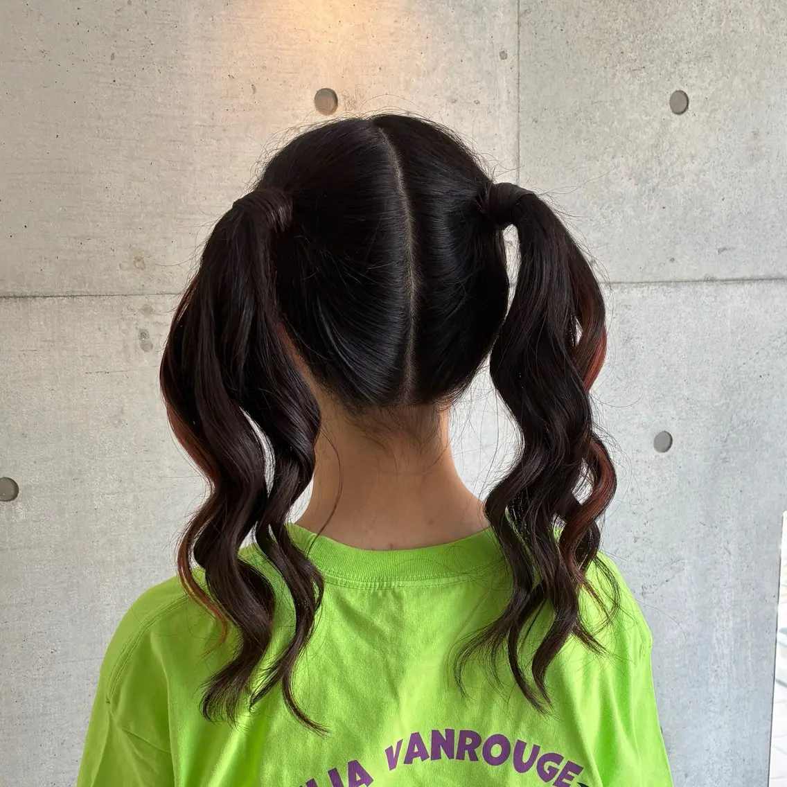 ヘアアレンジ ツインテール ヘアセット hikari/大名/ 暖色カラー/ブリーチのヘアスタイル