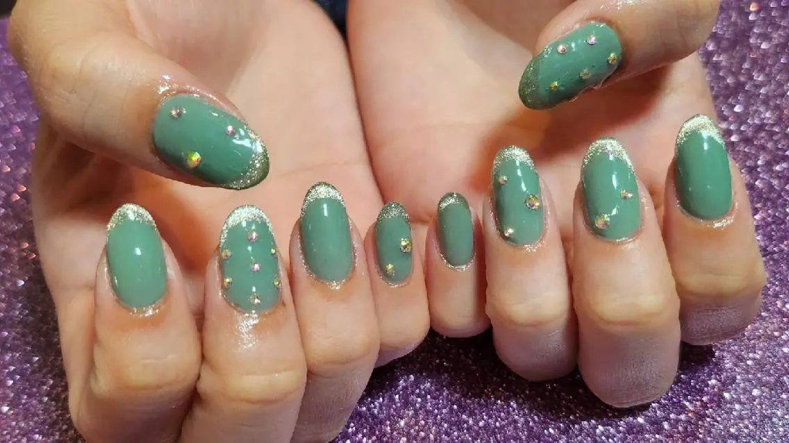 ネイル マグネットネイル 💜bora .のネイルデザイン